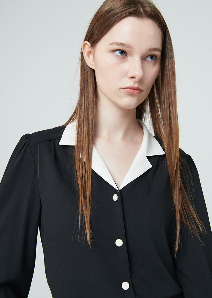 Color Shirring Notched Collar Blouse - Black