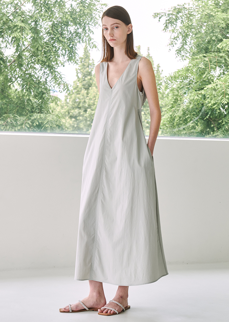 V-Neck long Sleeveless Dress- Light Gray