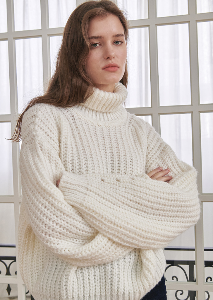 Mohair Curved Sleeve Turtleneck Knit - Ivory